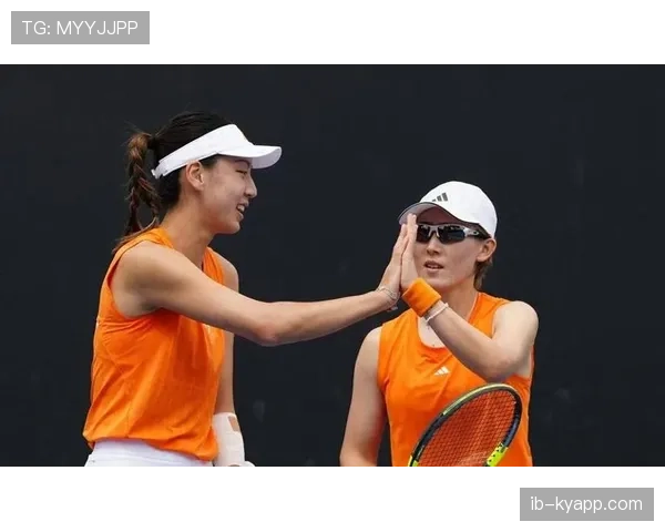 刷到郑赛赛训练完背着包拎着名牌购物袋，瞬间觉得自己和她不是一个维度